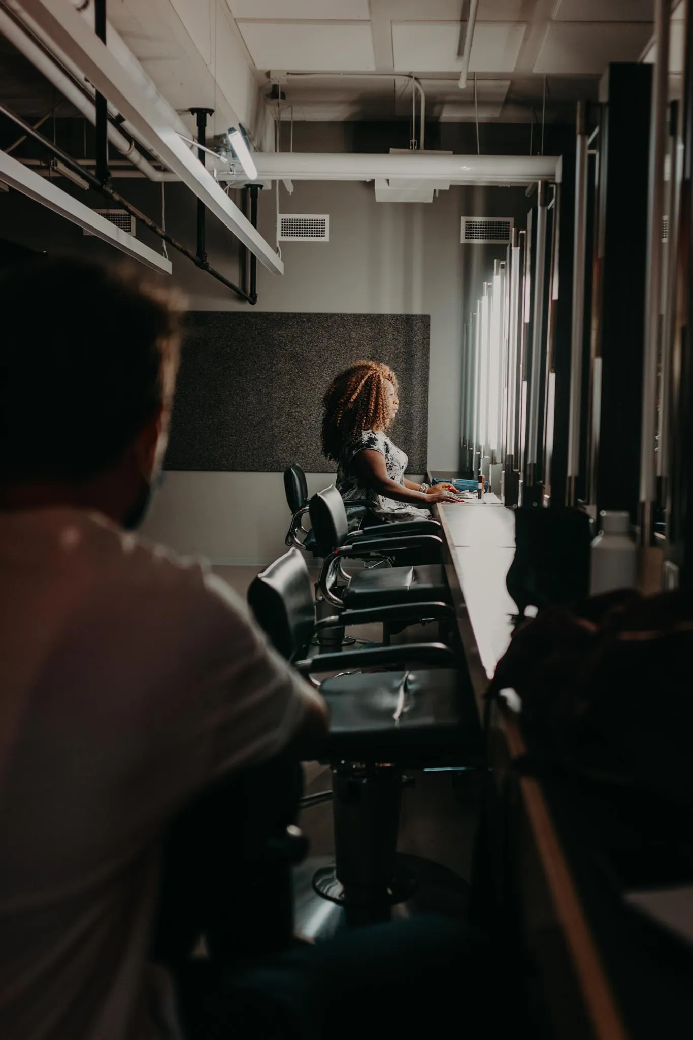 PUBLICITÉ TÉLÉ & WEB - Behind the scenes portrait 1